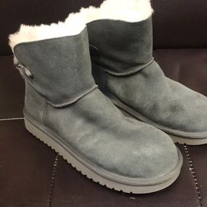 Ugg Grey suede booties